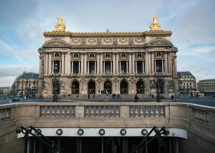 LebronHotel Pas Cher Paris